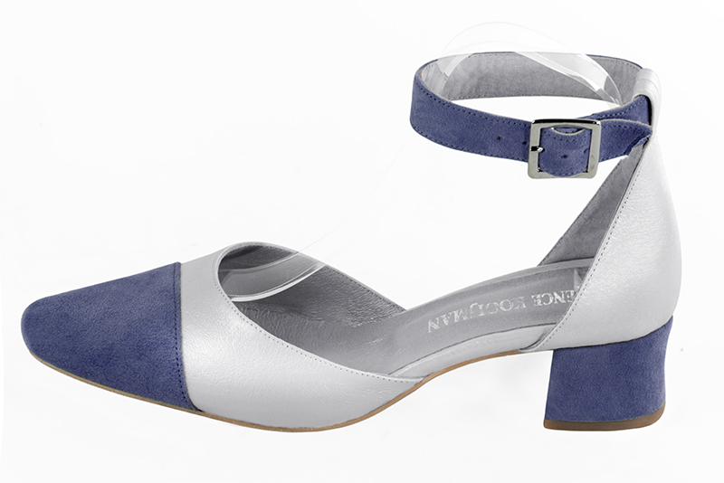 Prussian blue and light silver women's open side shoes, with a strap around the ankle. Round toe. Low flare heels. Profile view - Florence KOOIJMAN